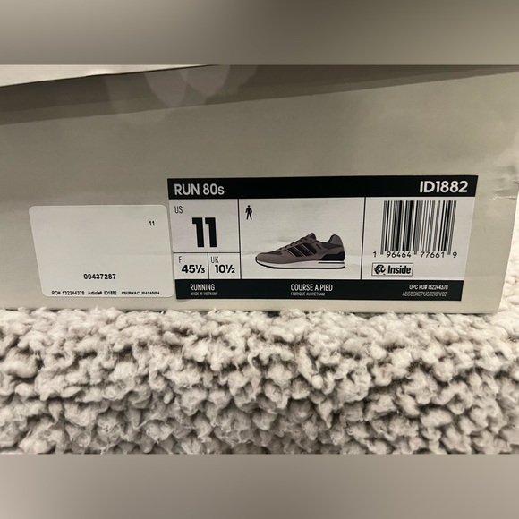 NIB Mens adidas Run 80s Athletic Shoe size 11 - Picture 4 of 4